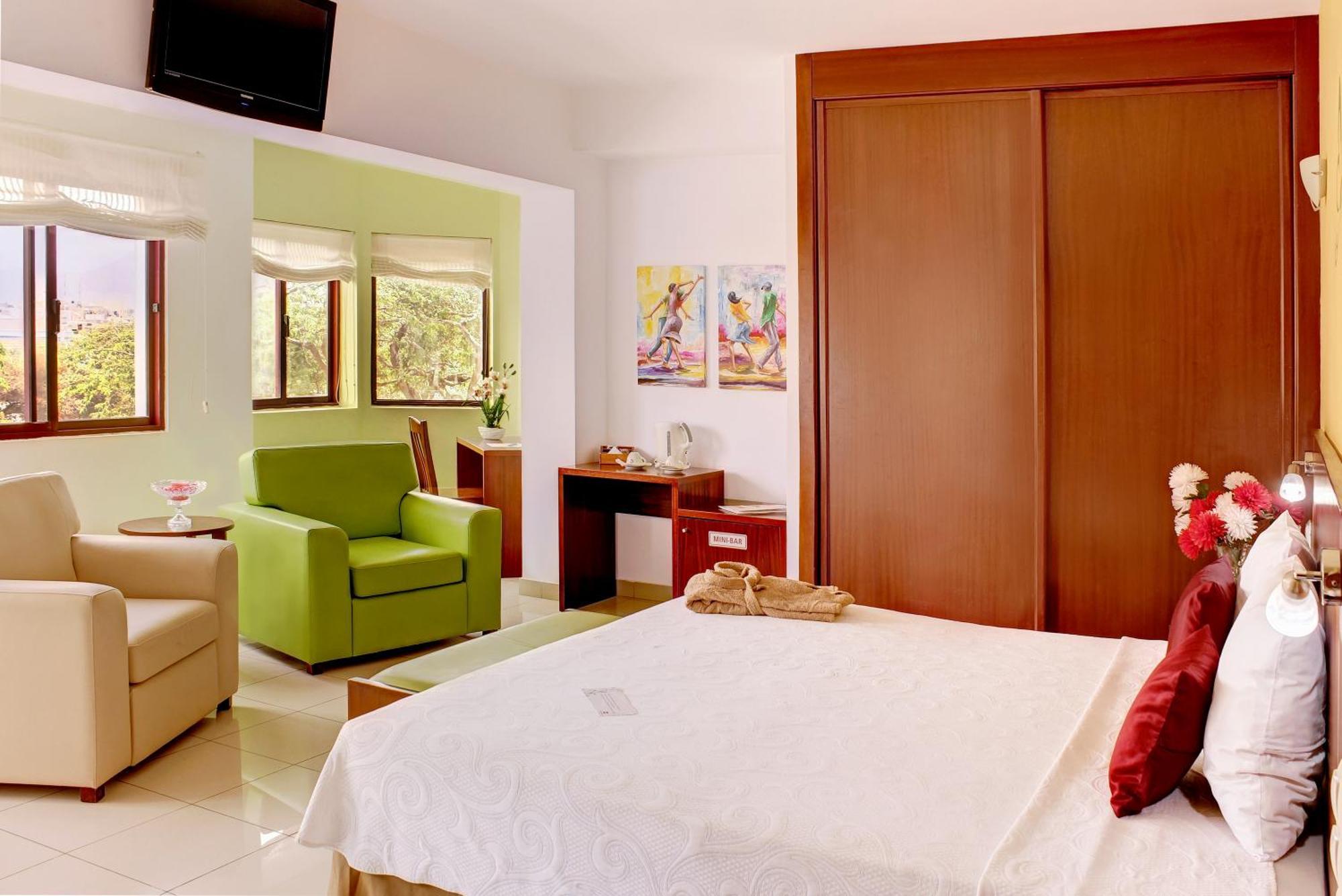 Hotel Livvo Don Paco Mindelo Kültér fotó